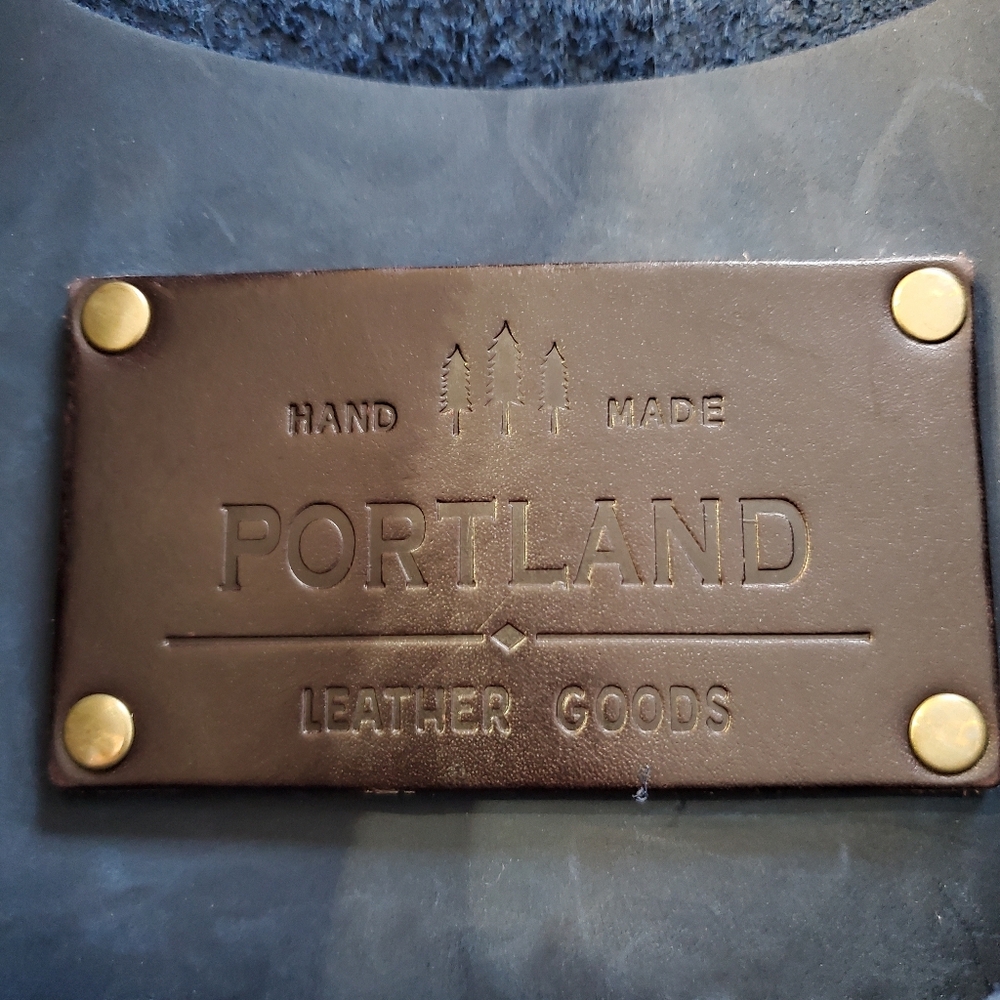 Portland Leather Deep Water Medium Tote - Picture 2 of 16
